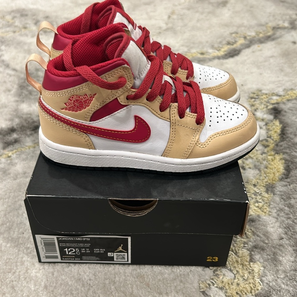 Little Girls Air Jordan 1 Mid GS